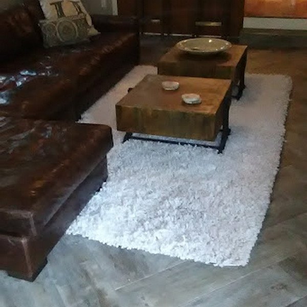 puiri clean white rug