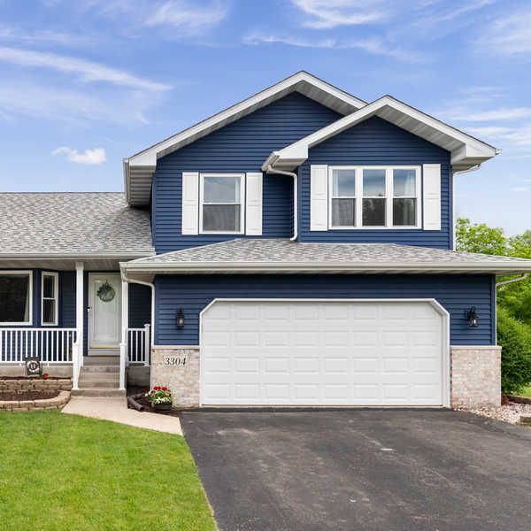 PUIRI pressure washing will make your house siding radiant again.